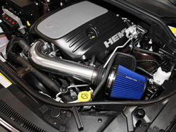 Spectre air intake system with blue filter installed in 5.7L Grand Cherokee