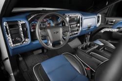 The secondary color of blue is particulary prominent in the interior of the 2015 Silverado
